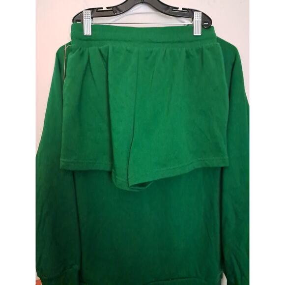 Colsie Womens 2 Piece Green pajamas Sweatshirt And Shorts Size XS - Picture 4 of 9